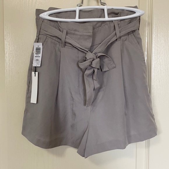 Babaton Anderson short - Picture 2 of 5